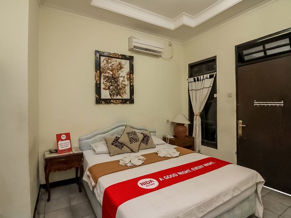 Oyo 3244 Grand Chandra Hotel Денпасар Экстерьер фото